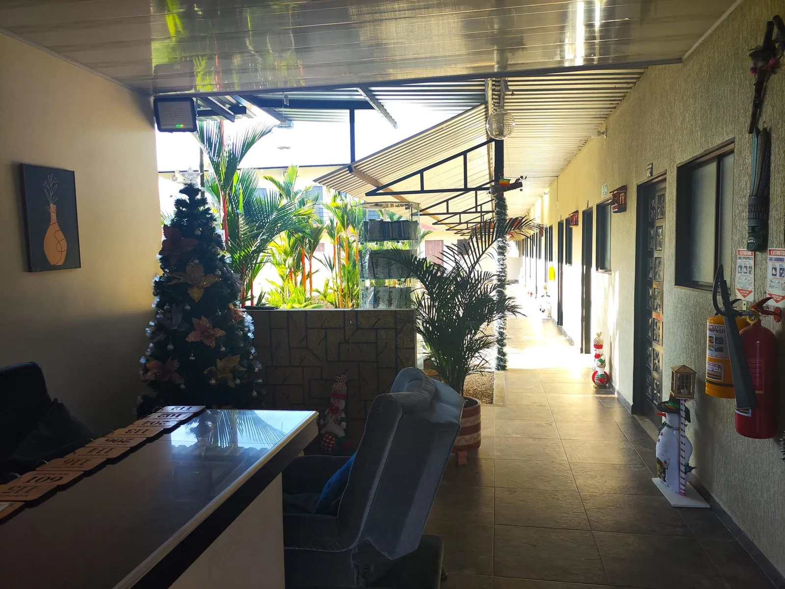 Sendero natural cercano al hotel